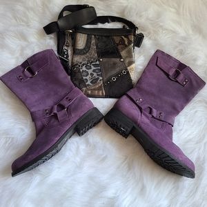 SOLD Vintage T.U.K 100% genuine suede leather boots size 8